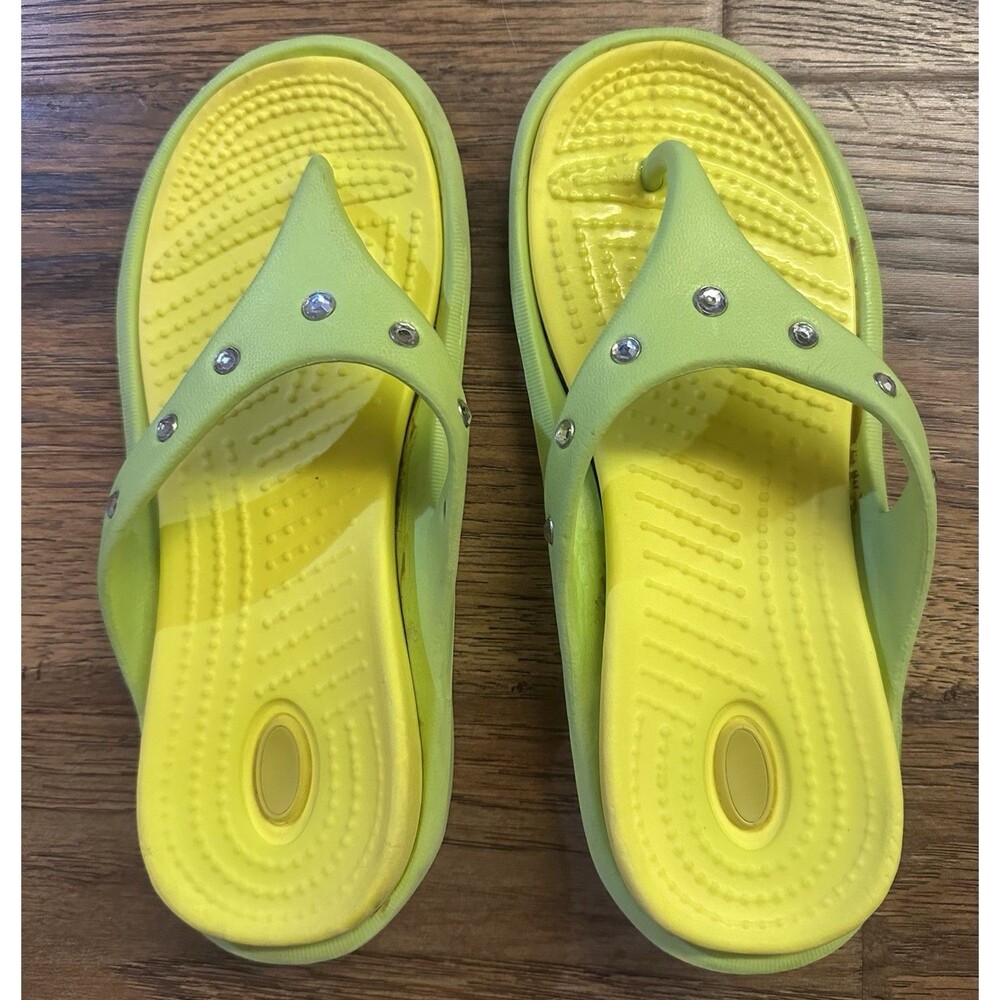Avon Lime Green Yellow Rhinestone Flip Flops Comfort Sandals Women’s Size 7